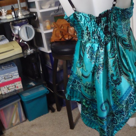 Satin Top 1X - Picture 10 of 13